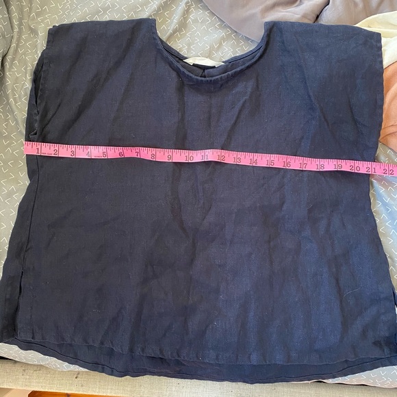 Elizabeth Suzann Josephine linen top - Picture 3 of 5
